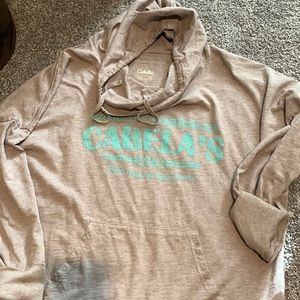 Cabelas sweater, size L